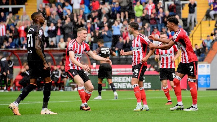 Nhận định dự đoán Blackpool vs Lincoln City, lúc 22h00 ngày 1/1/2024 