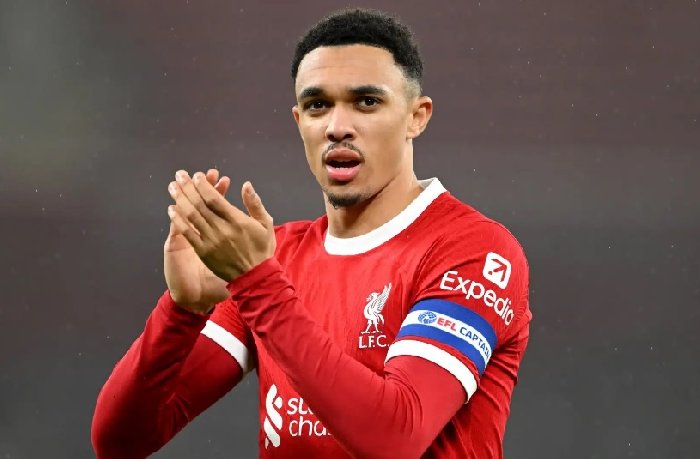 Liverpool từ chối đề nghị của Real Madrid cho Alexander-Arnold