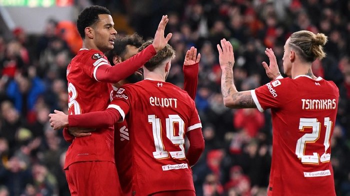 Kết quả bóng đá hôm nay 1/12: Liverpool hủy diệt bé hạt tiêu LASK