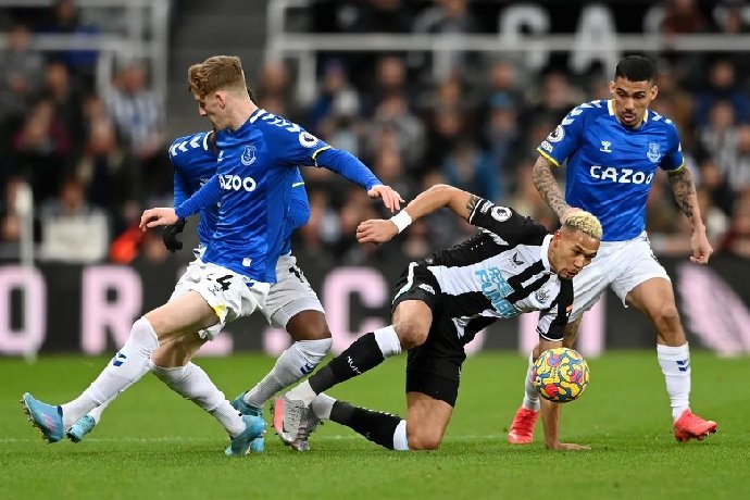 Soi kèo nhà cái Newcastle vs Everton, 1h30 ngày 3/4