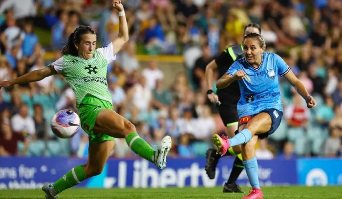 Kết quả bóng đá hôm nay tối 3/1: Nữ Sydney chia điểm với Canberra United