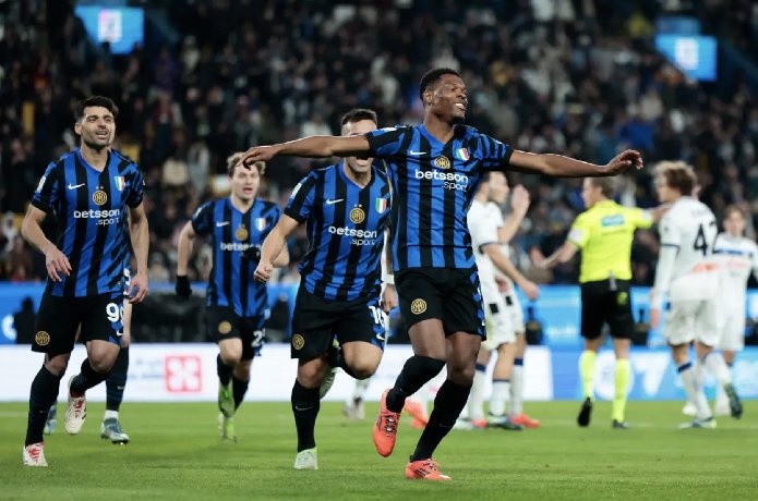 Kết quả bóng đá hôm nay 3/1: Inter Milan đánh bại Atalanta