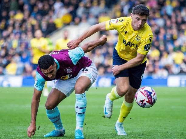 Nhận định, Soi kèo Burnley vs Oxford United, 2h45 ngày 05/02