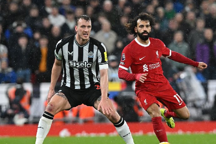 Soi kèo phạt góc Newcastle vs Liverpool, 2h30 ngày 05/12