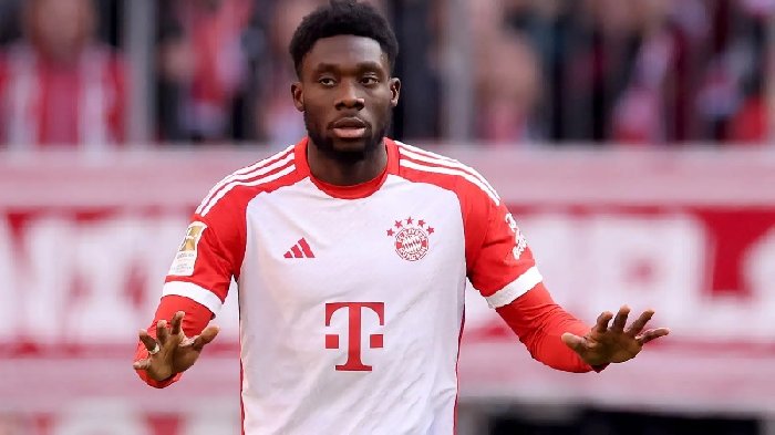 Bayern Munich giữ chân Alphonso Davies đến năm 2030