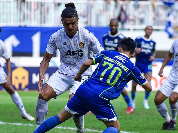 Nhận định, Soi kèo Persib Bandung vs Persik Kediri, 20h30 ngày 5/3