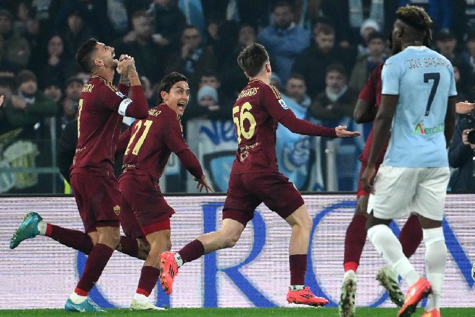 Kết quả bóng đá hôm nay 6/1: Roma bất ngờ quật ngã Lazio