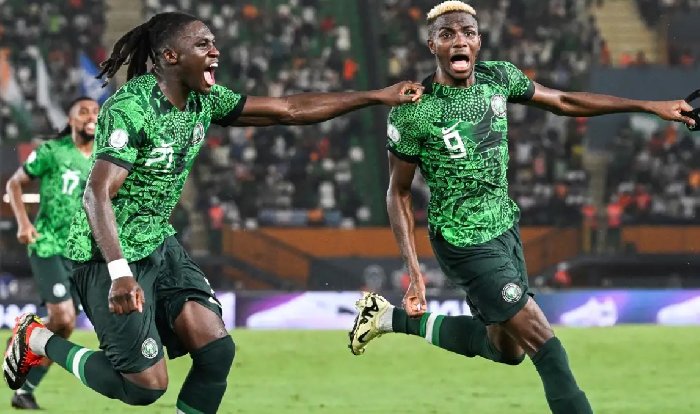 Nigeria lo 'sốt vó' vì Victor Osimhen