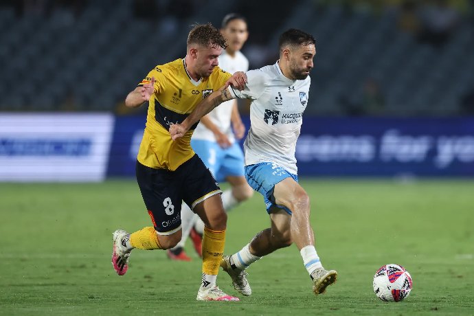 Kết quả bóng đá hôm nay tối 8/12: Central Coast Mariners vượt qua Sydney FC 