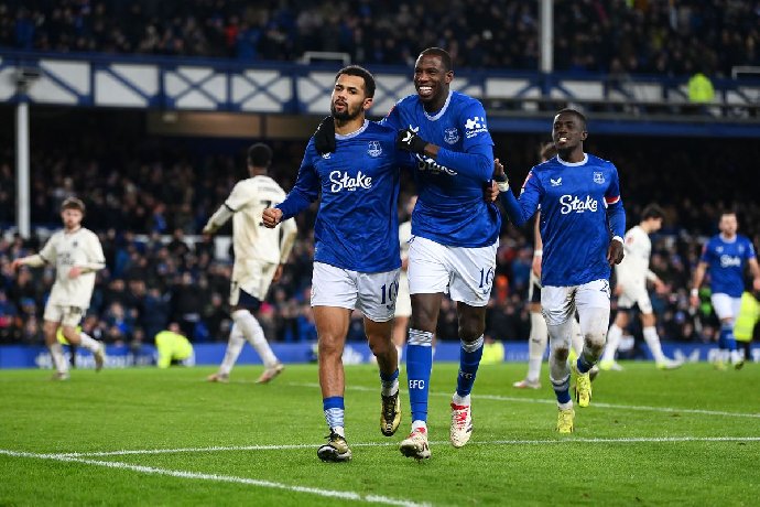 Kết quả bóng đá hôm nay 10/1: Everton vượt qua Peterborough United