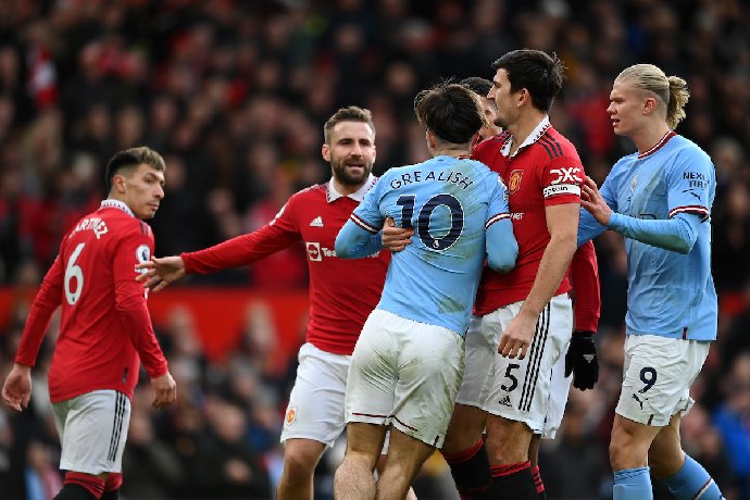 Soi kèo phạt góc MU vs Man City, 21h ngày 10/08