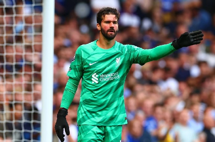 Alisson tái xuất, Liverpool gạt bỏ nỗi lo rơi chiến thắng