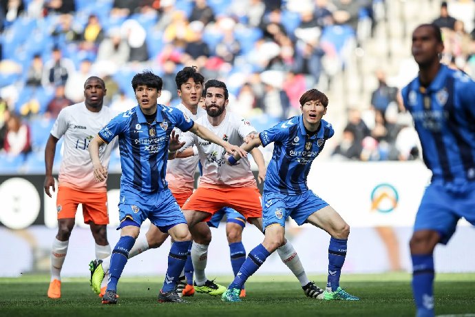 Nhận định, Soi kèo Ulsan Hyundai vs Gangwon, 17h30 ngày 13/9