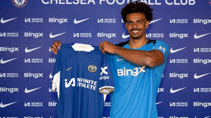 Chelsea chiêu mộ thành công Renato Veiga