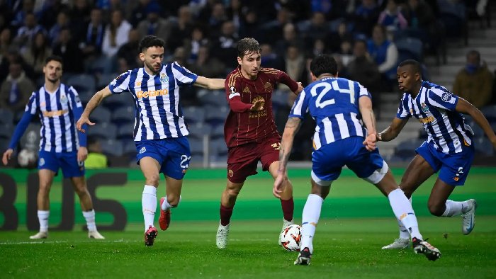 Kết quả bóng đá hôm nay 14/2: Porto và Roma cầm chân nhau