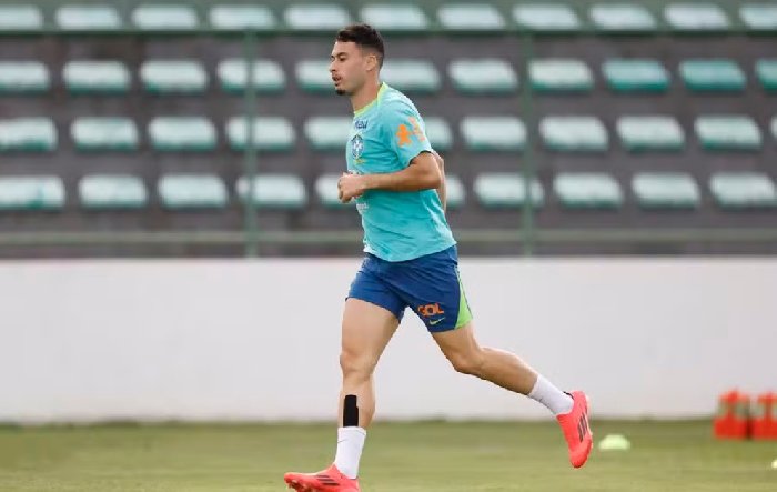 Bản tin tối 14/10: Gabriel Martinelli khiến fan lo 'sốt vó', Xavi bị trò cũ tố dối trá 