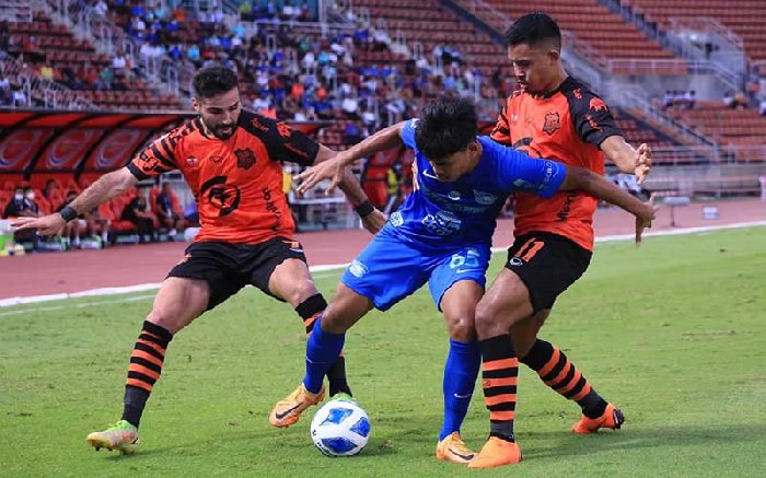 Nhận định dự đoán PT Prachuap vs Chonburi FC, lúc 19h00 ngày 15/12/2023