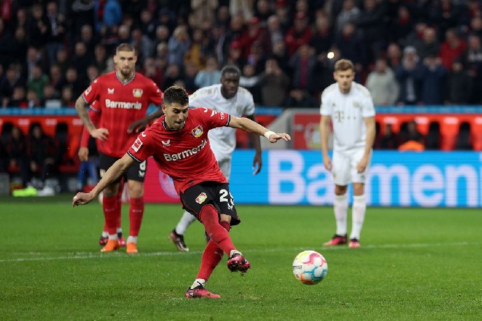 Soi kèo phạt góc Bayer Leverkusen vs Bayern Munich, 0h30 ngày 16/02