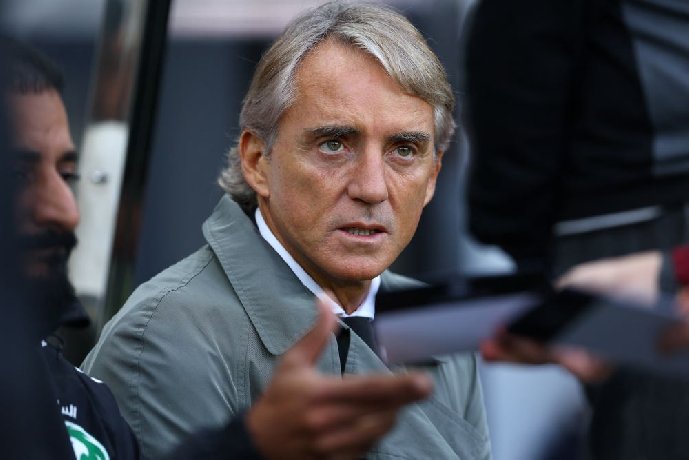 HLV Mancini chỉ trích cầu thủ Saudi Arabia rời tuyển trước thềm Asian Cup 2023