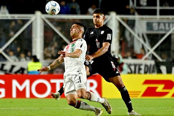 Nhận định Velez Sarsfield vs Defensa 05h15 ngày 18/08: Át vía đội khách
