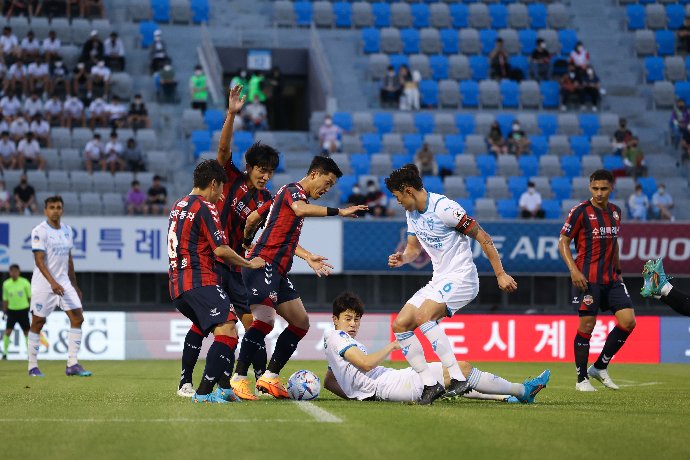 Nhận định, Soi kèo Pohang Steelers vs Suwon FC, 17h30 ngày 18/10