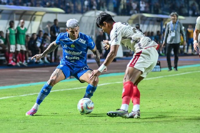 Nhận định dự đoán Bali United vs Persib Bandung, lúc 19h00 ngày 18/12/2023