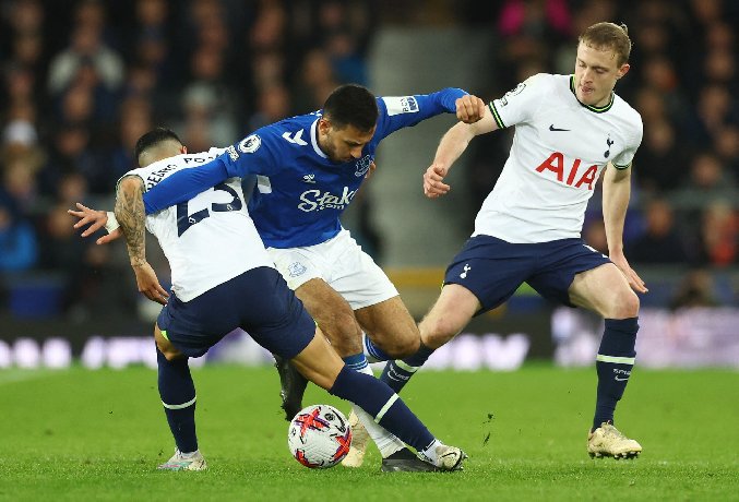 Soi kèo phạt góc Everton vs Tottenham, 21h ngày 19/01