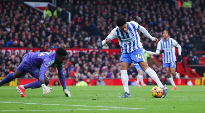 Bốn ngôi sao Man Utd tỏ ra tức giận sau lỗi của Onana trước Brighton