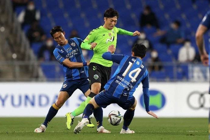 Soi kèo phạt góc Jeonbuk Hyundai Motors vs Ulsan HD FC, 17h ngày 20/07