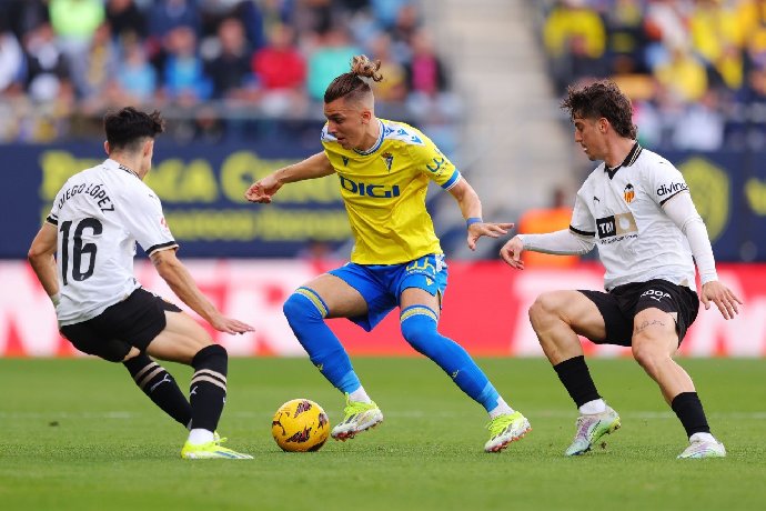 Nhận định, soi kèo Valencia vs Las Palmas, 2h ngày 22/10