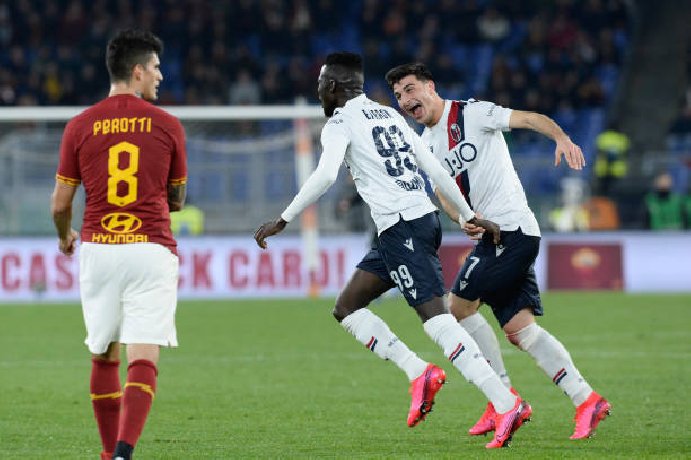 Kèo thẻ phạt ngon ăn AS Roma vs Bologna, 23h30 ngày 22/04