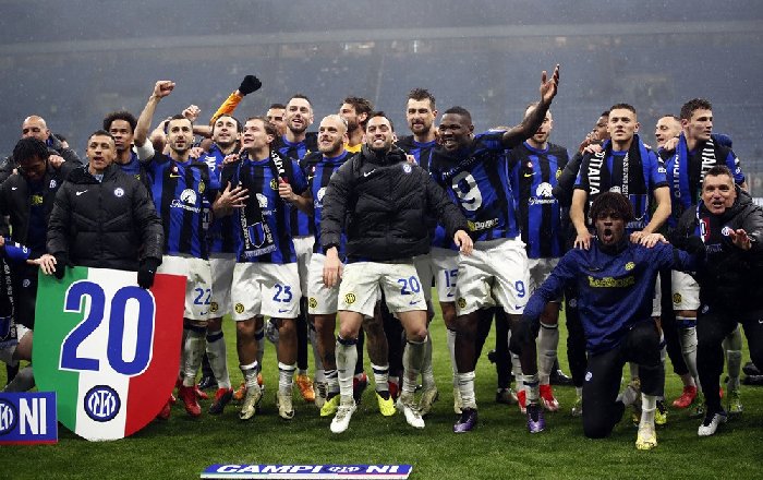 Kết quả bóng đá hôm nay 23/4: Đánh bại Milan, Inter vô địch Serie A