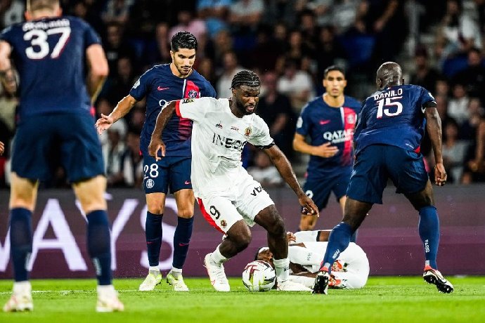 Nhận định FC Lorient vs PSG, 0h00 ngày 25/4