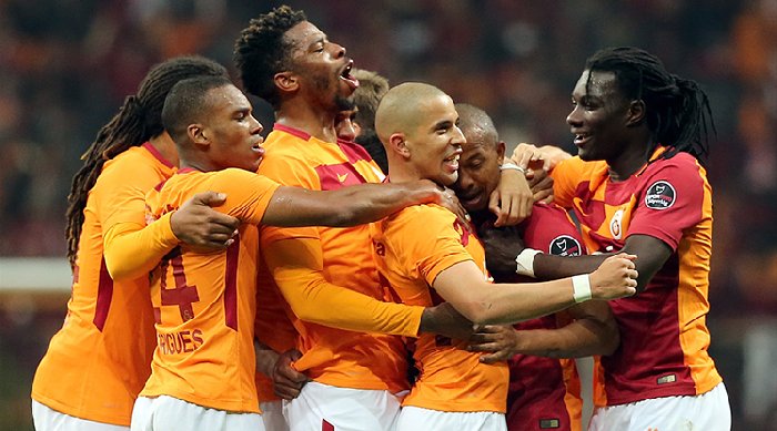 Kèo thẻ phạt ngon ăn Fenerbahce vs Galatasaray, 22h59 ngày 24/12