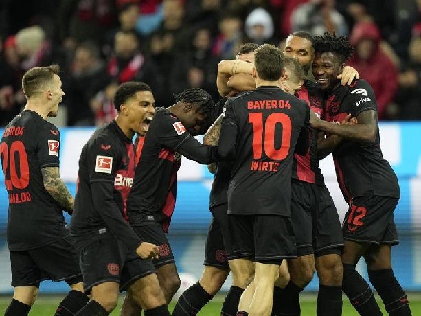 Kết quả bóng đá hôm nay 24/2: Bayer Leverkusen làm nên lịch sử