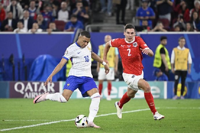 Soi Kèo Tài Xỉu Phát Bóng Phân Tích Chi Tiết và Chiến Lược Đặt Cược