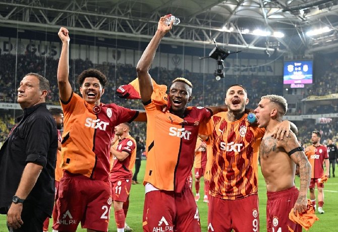 Soi kèo phạt góc Galatasaray vs PAOK, 2h ngày 26/09