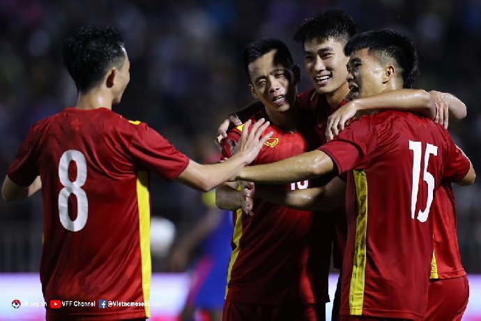 Danh sách ĐT Việt Nam dự Asian Cup 2023: Bùi Tiến Dũng, Văn Quyết bị loại