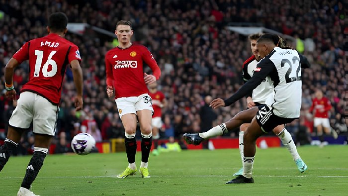 Soi kèo phạt góc Fulham vs MU, 2h ngày 27/12