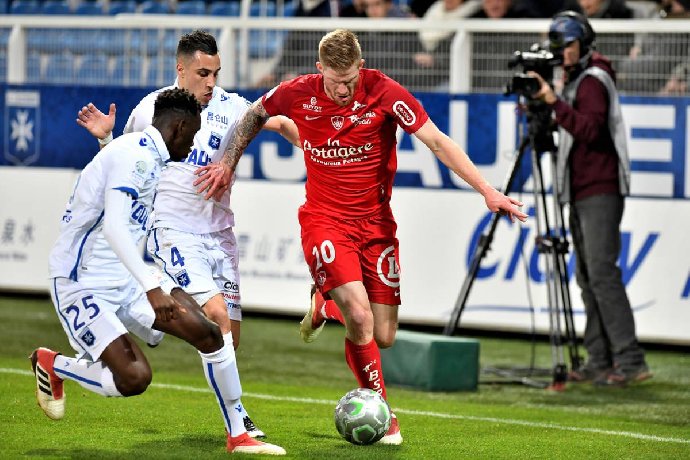 Nhận định, Soi kèo Auxerre vs Brest, 00h00 ngày 28/9