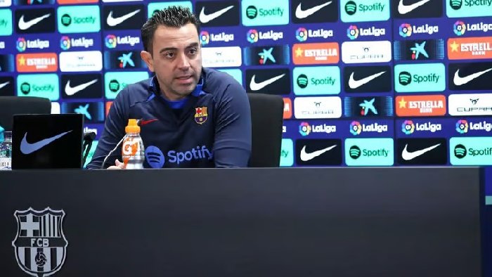 Xavi đặt dấu hỏi về quyết tâm của cầu thủ Barca sau trận hòa Rayo