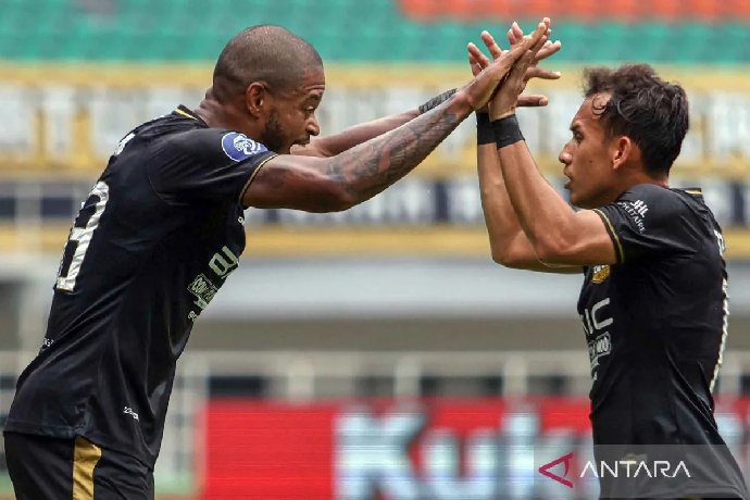 Kết quả bóng đá hôm nay tối 27/1: Dewa United đánh bại PSM Makassar