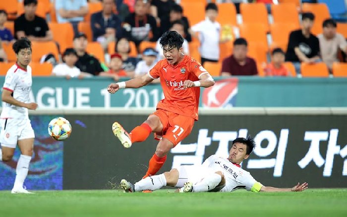 Nhận định Gangwon vs Jeju Utd, vòng 35 VĐQG Hàn Quốc 14h30 ngày 28/10/2023