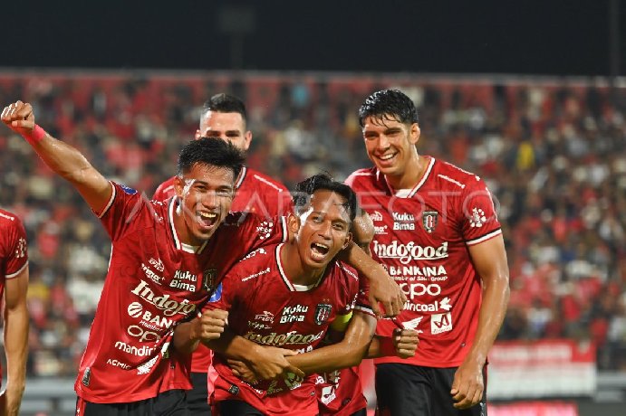 Kết quả bóng đá hôm nay tối 28/1: Bali United đánh bại Borneo FC