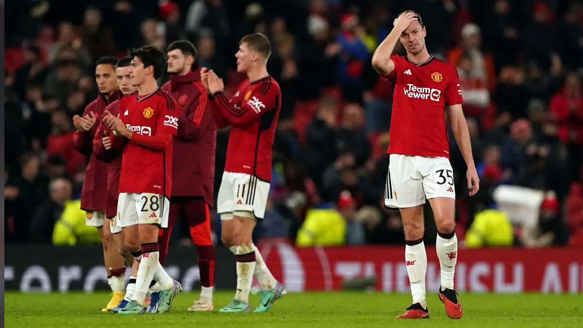 Man United lập kỷ lục tệ nhất bóng đá Anh ở vòng bảng Champions League - Ảnh 1