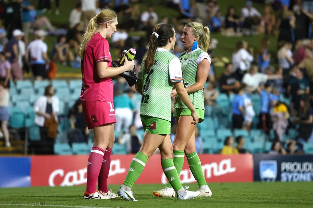 Kết quả bóng đá hôm nay tối 3/1: Nữ Sydney chia điểm với Canberra United - Ảnh 2