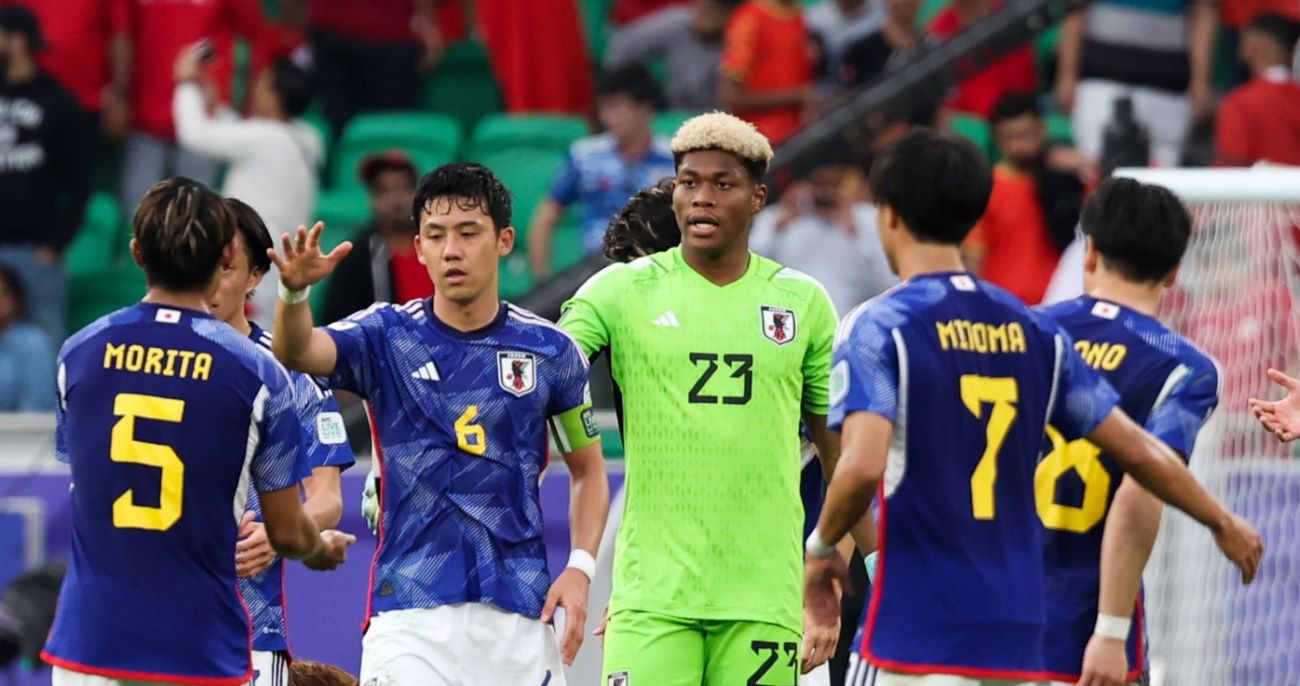 Thủ môn sai lầm liên tục đe dọa hy vọng vô địch Asian Cup của Nhật Bản - Ảnh 1