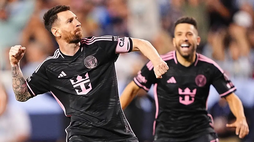 Messi lần đầu nhận giải ở MLS - Ảnh 1