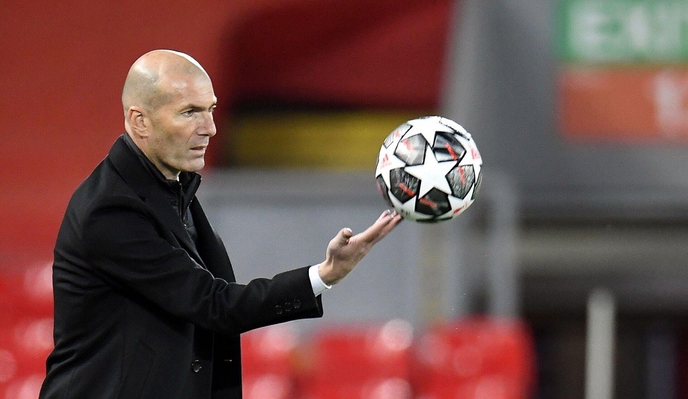 Zidane tiết lộ lý do từ chối phũ MU - Ảnh 1