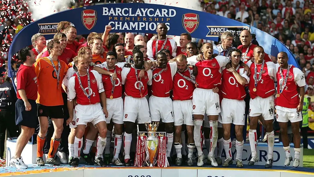 Đội hình Arsenal bất bại của mùa giải 2003-2004: Dải ngân hà ở Bắc London - Ảnh 3